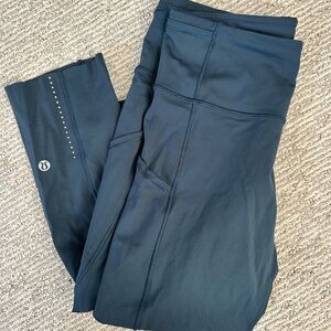 lululemon athletica Navy crop Leggings